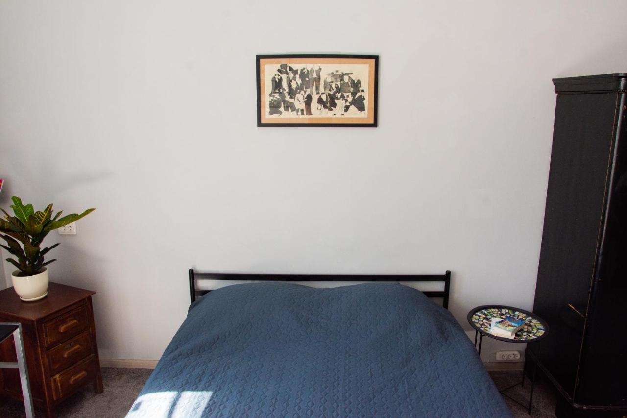 Entire 2-Bedroom Authentic Flat Kiev Exterior photo